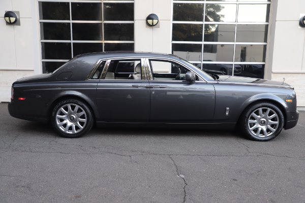 Used 2014 Rolls-Royce Phantom for sale Sold at Maserati of Greenwich in Greenwich CT 06830 11