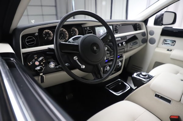 Used 2014 Rolls-Royce Phantom for sale Sold at Maserati of Greenwich in Greenwich CT 06830 18