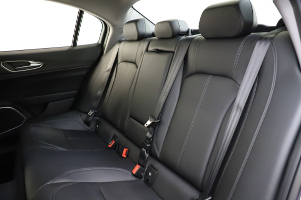 New 2020 Alfa Romeo Giulia Ti Q4 for sale $43,545 at Maserati of Greenwich in Greenwich CT 06830 18