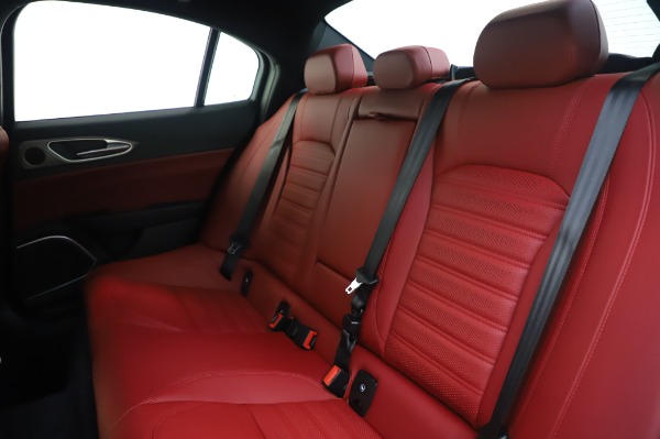 New 2020 Alfa Romeo Giulia Ti Sport Q4 for sale $51,495 at Maserati of Greenwich in Greenwich CT 06830 18