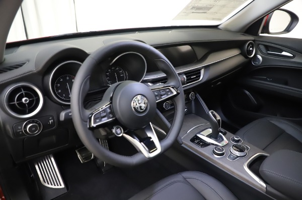 New 2020 Alfa Romeo Stelvio Ti Lusso Q4 for sale $56,495 at Maserati of Greenwich in Greenwich CT 06830 17