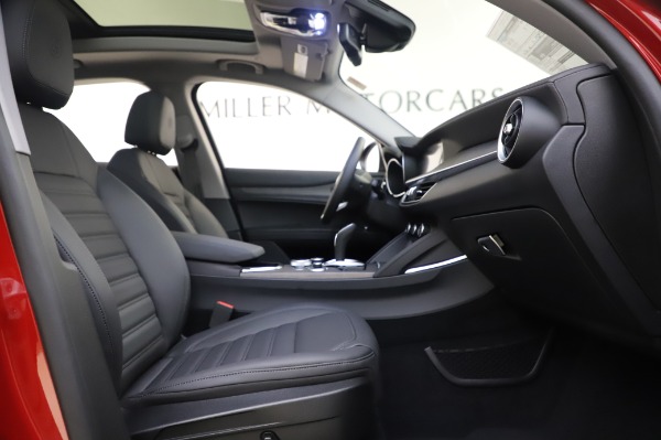 New 2020 Alfa Romeo Stelvio Ti Lusso Q4 for sale $56,495 at Maserati of Greenwich in Greenwich CT 06830 25
