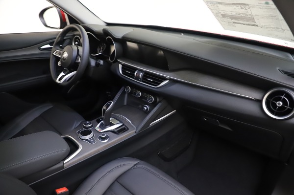 New 2020 Alfa Romeo Stelvio Ti Lusso Q4 for sale $56,495 at Maserati of Greenwich in Greenwich CT 06830 26