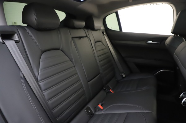 New 2020 Alfa Romeo Stelvio Ti Lusso Q4 for sale $56,495 at Maserati of Greenwich in Greenwich CT 06830 28