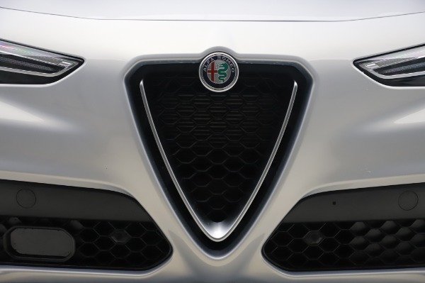 New 2020 Alfa Romeo Stelvio Ti Lusso Q4 for sale Sold at Maserati of Greenwich in Greenwich CT 06830 13