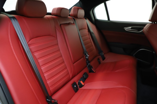 New 2020 Alfa Romeo Giulia Ti Sport Q4 for sale Sold at Maserati of Greenwich in Greenwich CT 06830 26