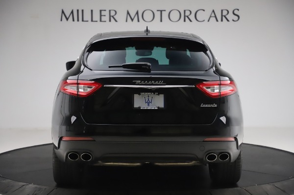 Used 2017 Maserati Levante Q4 for sale Sold at Maserati of Greenwich in Greenwich CT 06830 7