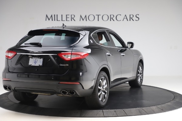 Used 2017 Maserati Levante Q4 for sale Sold at Maserati of Greenwich in Greenwich CT 06830 8