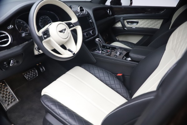 Used 2020 Bentley Bentayga V8 for sale $186,900 at Maserati of Greenwich in Greenwich CT 06830 17