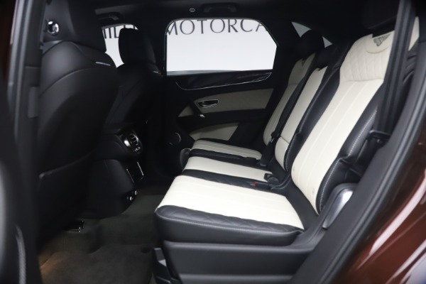 Used 2020 Bentley Bentayga V8 for sale $186,900 at Maserati of Greenwich in Greenwich CT 06830 22