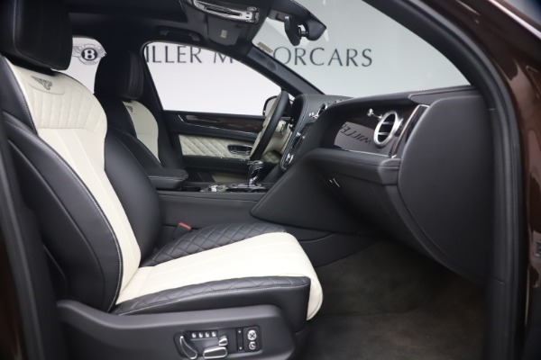 Used 2020 Bentley Bentayga V8 for sale $186,900 at Maserati of Greenwich in Greenwich CT 06830 26