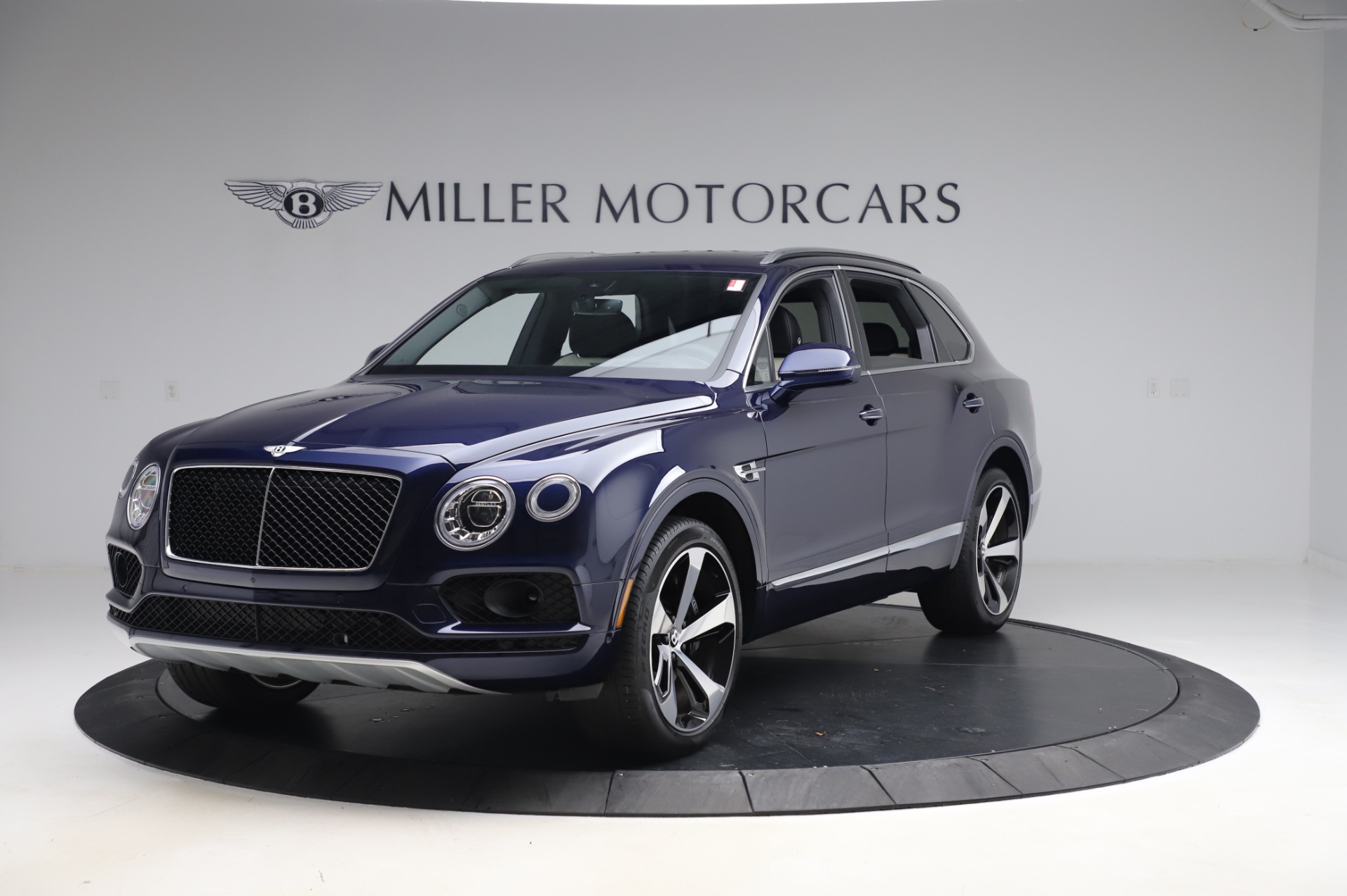 Used 2020 Bentley Bentayga V8 for sale Sold at Maserati of Greenwich in Greenwich CT 06830 1