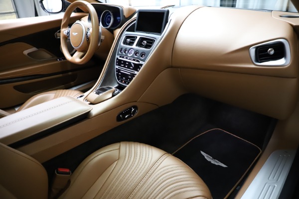 Used 2017 Aston Martin DB11 for sale $155,900 at Maserati of Greenwich in Greenwich CT 06830 18