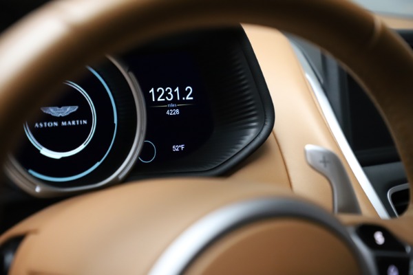 Used 2017 Aston Martin DB11 for sale $155,900 at Maserati of Greenwich in Greenwich CT 06830 25