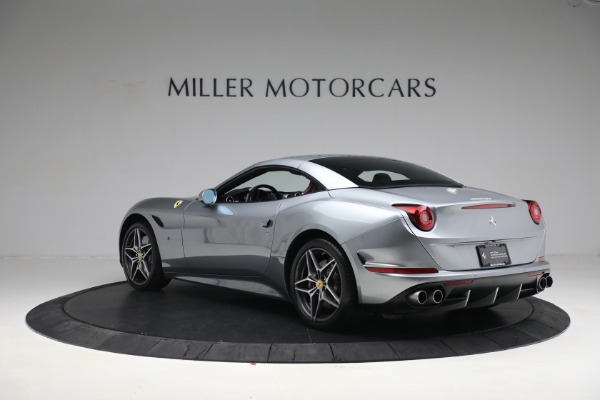 Used 2017 Ferrari California T for sale $144,900 at Maserati of Greenwich in Greenwich CT 06830 15