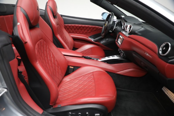 Used 2017 Ferrari California T for sale Sold at Maserati of Greenwich in Greenwich CT 06830 24