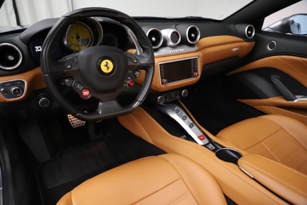 Used 2016 Ferrari California T for sale Sold at Maserati of Greenwich in Greenwich CT 06830 16