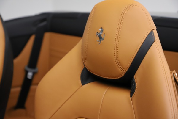 Used 2016 Ferrari California T for sale Sold at Maserati of Greenwich in Greenwich CT 06830 20