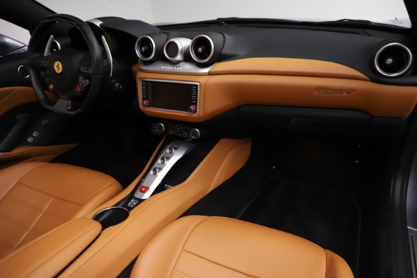 Used 2016 Ferrari California T for sale Sold at Maserati of Greenwich in Greenwich CT 06830 22