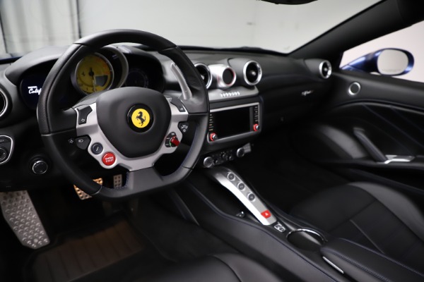 Used 2018 Ferrari California T for sale $185,900 at Maserati of Greenwich in Greenwich CT 06830 17
