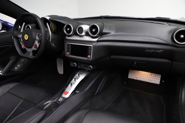 Used 2018 Ferrari California T for sale $185,900 at Maserati of Greenwich in Greenwich CT 06830 23