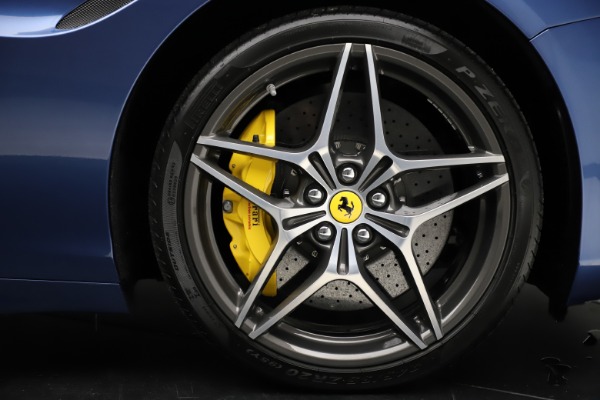 Used 2018 Ferrari California T for sale $185,900 at Maserati of Greenwich in Greenwich CT 06830 28