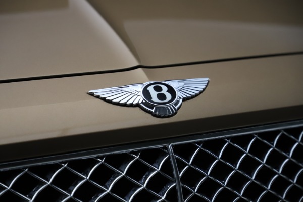 Used 2017 Bentley Bentayga W12 for sale Sold at Maserati of Greenwich in Greenwich CT 06830 14