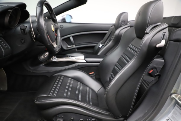 Used 2013 Ferrari California 30 for sale Sold at Maserati of Greenwich in Greenwich CT 06830 20