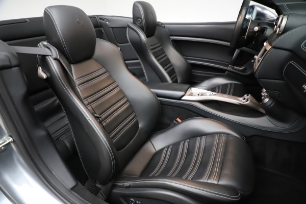 Used 2013 Ferrari California 30 for sale $103,900 at Maserati of Greenwich in Greenwich CT 06830 26