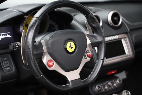 Used 2013 Ferrari California 30 for sale $103,900 at Maserati of Greenwich in Greenwich CT 06830 27