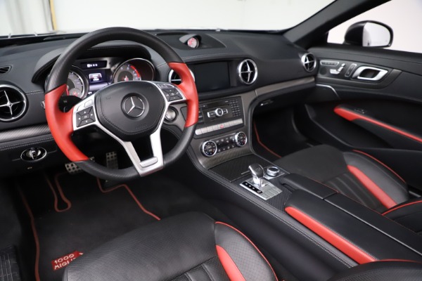 Used 2016 Mercedes-Benz SL-Class SL 550 for sale Sold at Maserati of Greenwich in Greenwich CT 06830 16