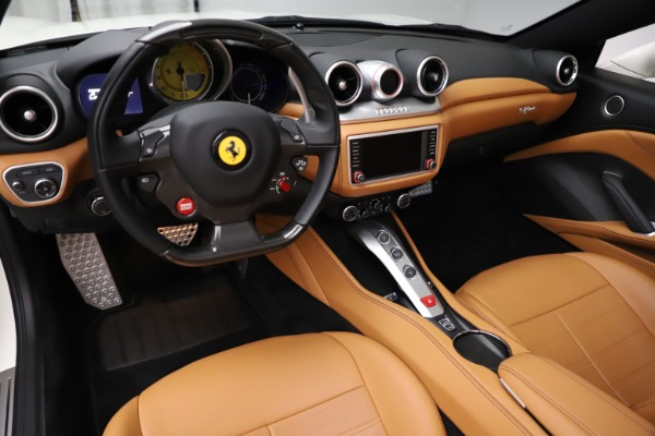 Used 2018 Ferrari California T for sale Sold at Maserati of Greenwich in Greenwich CT 06830 17