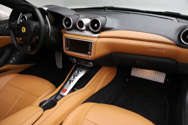 Used 2018 Ferrari California T for sale Sold at Maserati of Greenwich in Greenwich CT 06830 23