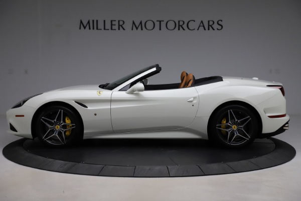 Used 2018 Ferrari California T for sale Sold at Maserati of Greenwich in Greenwich CT 06830 3