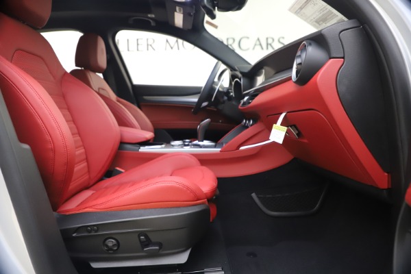 New 2020 Alfa Romeo Stelvio Ti Sport Q4 for sale Sold at Maserati of Greenwich in Greenwich CT 06830 24