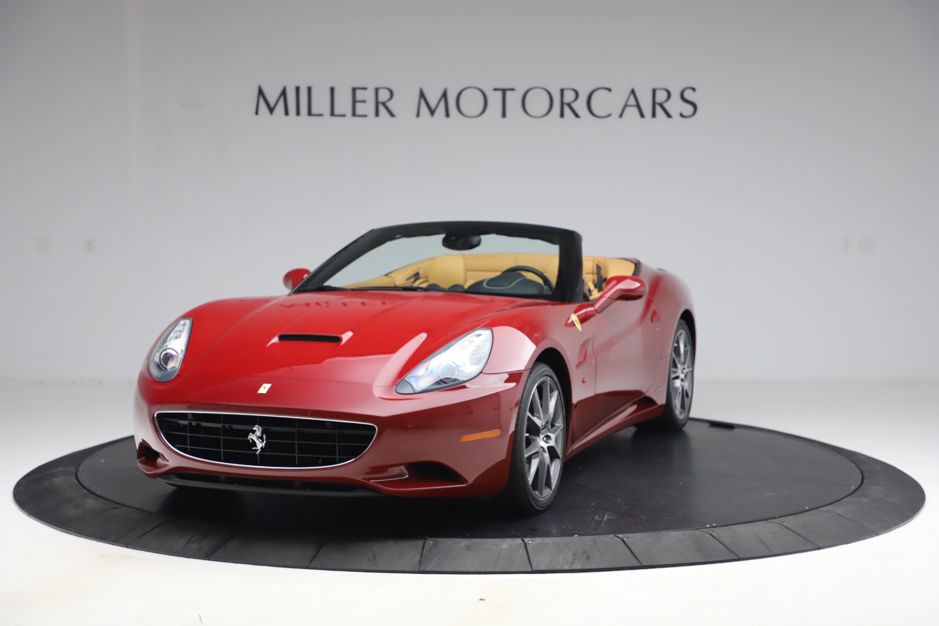 Used 2014 Ferrari California 30 for sale Sold at Maserati of Greenwich in Greenwich CT 06830 1