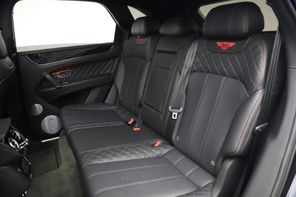 Used 2018 Bentley Bentayga Black Edition for sale $169,900 at Maserati of Greenwich in Greenwich CT 06830 22