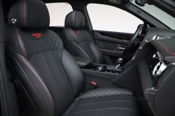 Used 2018 Bentley Bentayga Black Edition for sale $169,900 at Maserati of Greenwich in Greenwich CT 06830 26