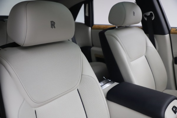 Used 2018 Rolls-Royce Ghost for sale Sold at Maserati of Greenwich in Greenwich CT 06830 15