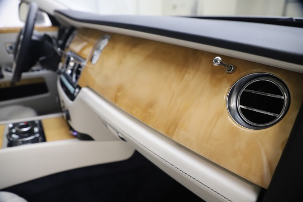 Used 2018 Rolls-Royce Ghost for sale $249,900 at Maserati of Greenwich in Greenwich CT 06830 26