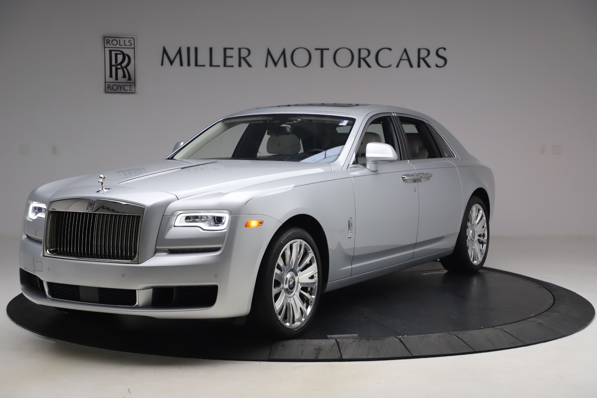 Used 2018 Rolls-Royce Ghost for sale $249,900 at Maserati of Greenwich in Greenwich CT 06830 1