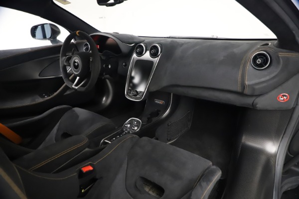 Used 2019 McLaren 600LT Coupe for sale $229,900 at Maserati of Greenwich in Greenwich CT 06830 20