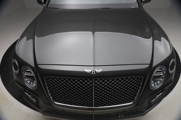 Used 2018 Bentley Bentayga W12 for sale Sold at Maserati of Greenwich in Greenwich CT 06830 15