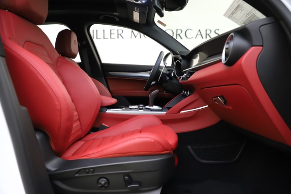 New 2021 Alfa Romeo Stelvio Ti Sport Q4 for sale Sold at Maserati of Greenwich in Greenwich CT 06830 22