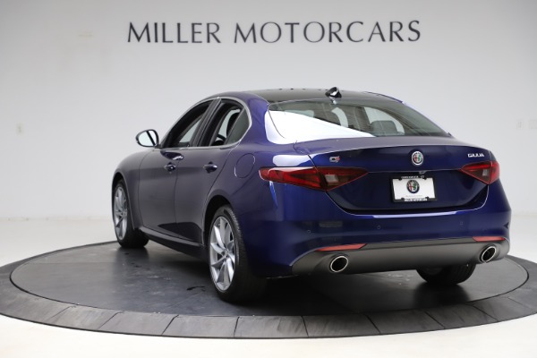 New 2021 Alfa Romeo Giulia Q4 for sale Sold at Maserati of Greenwich in Greenwich CT 06830 5