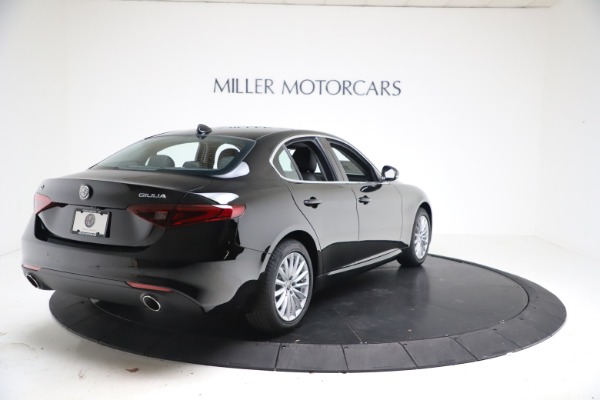 New 2021 Alfa Romeo Giulia Q4 for sale Sold at Maserati of Greenwich in Greenwich CT 06830 7