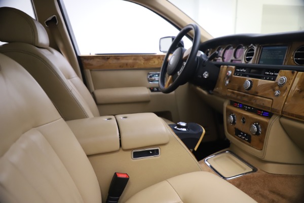 Used 2006 Rolls-Royce Phantom for sale Sold at Maserati of Greenwich in Greenwich CT 06830 21