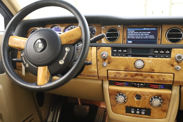 Used 2006 Rolls-Royce Phantom for sale Sold at Maserati of Greenwich in Greenwich CT 06830 27