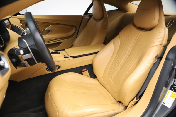 Used 2017 Aston Martin DB11 V12 Coupe for sale $149,900 at Maserati of Greenwich in Greenwich CT 06830 15