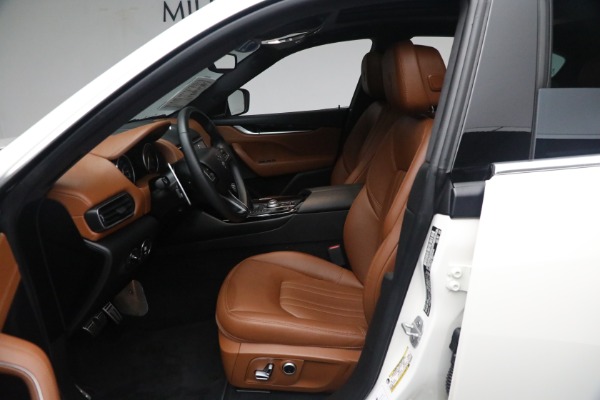 New 2021 Maserati Levante Q4 for sale $85,625 at Maserati of Greenwich in Greenwich CT 06830 27